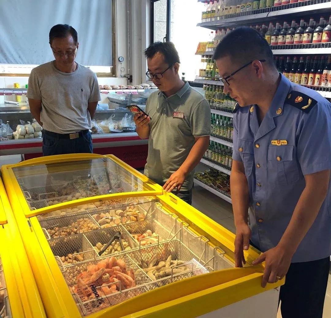 冻白虾最新选购指南,选购、处理与烹饪的详细步骤详解