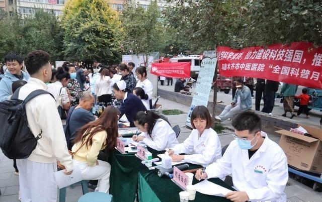 最新茶饮潮流趋势揭秘，引领茶饮界的创新风潮！