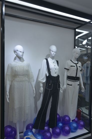 明星服装店,时尚潮流之选