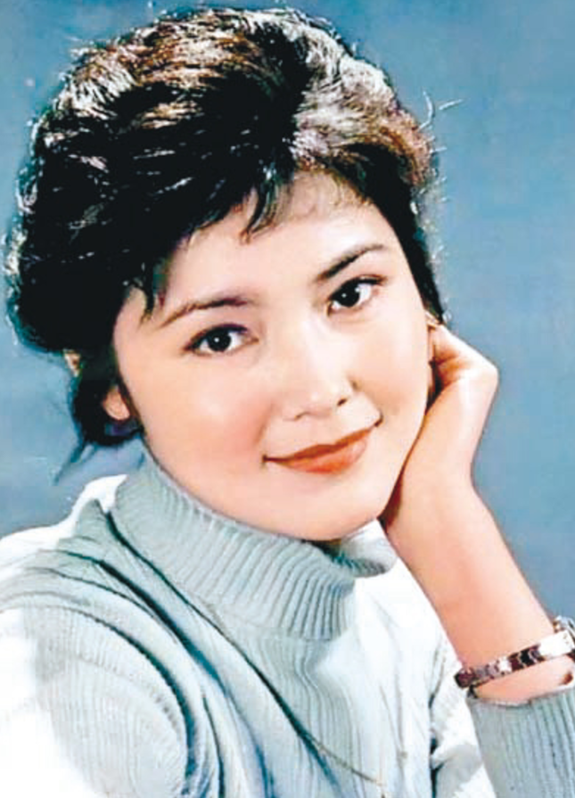 姓梅的演员与梅氏科技之星，引领高科技产品革新之旅