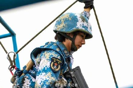 女兵突击完整演员表