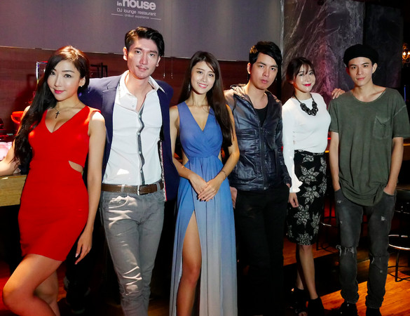 夜店演员，舞台到人生的蜕变——自信与成就的力量之源