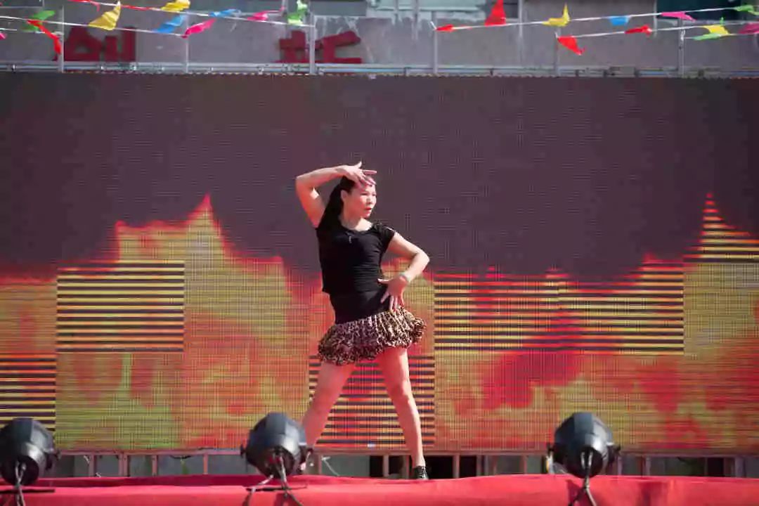 最新交谊舞牛仔舞教程,入门、技巧与实战演练(2014版)